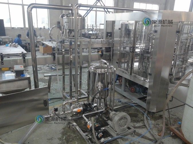 High Accuracy Stainless Steel Electric 2500 BPH Filling Machine supplier